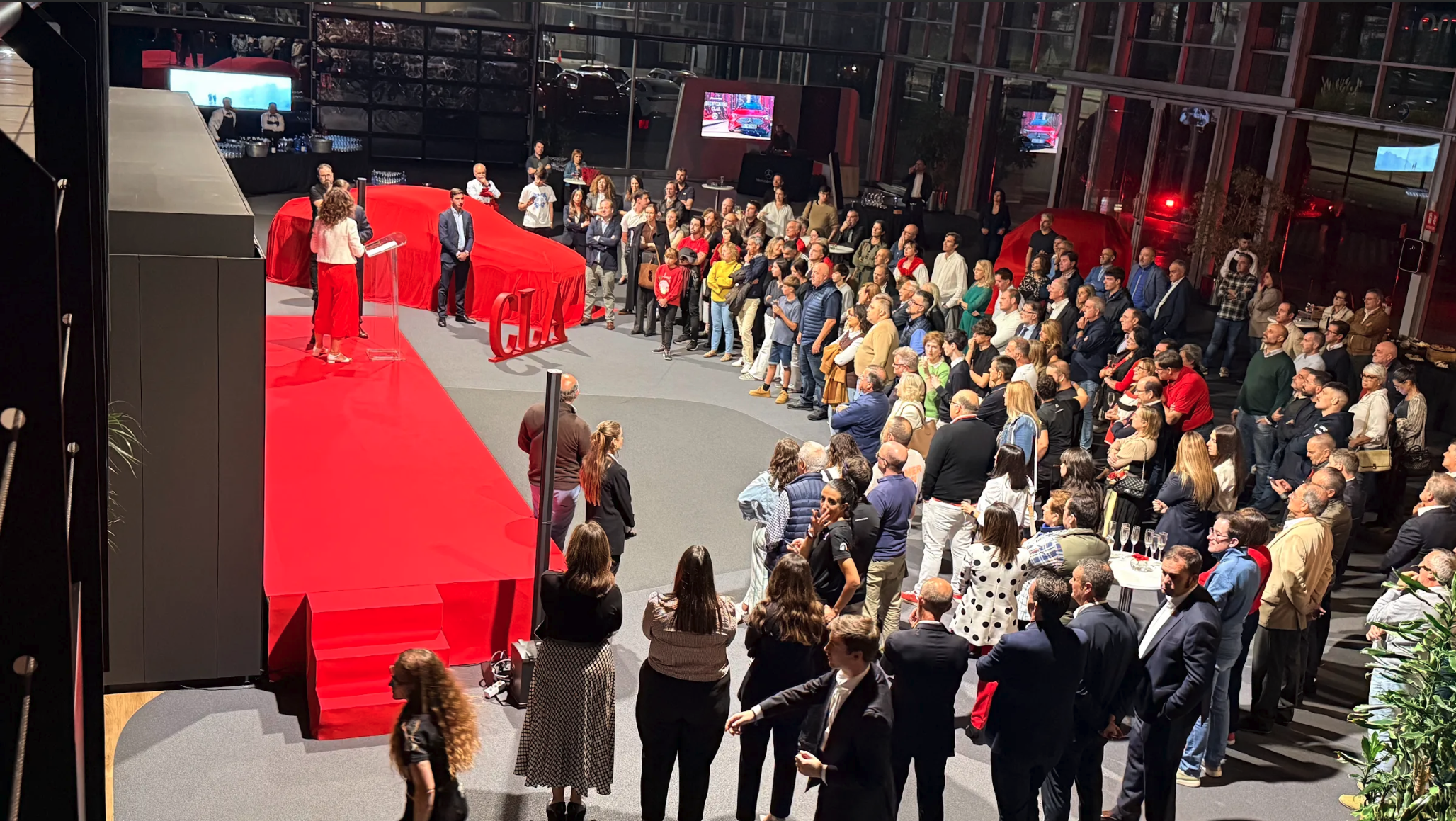 presentación Mercedes Benz CLA